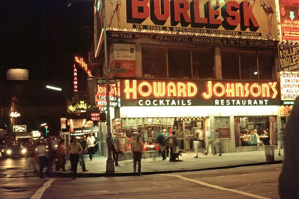 Howard Johnson's restaurant at 1551 Broadway, c1969