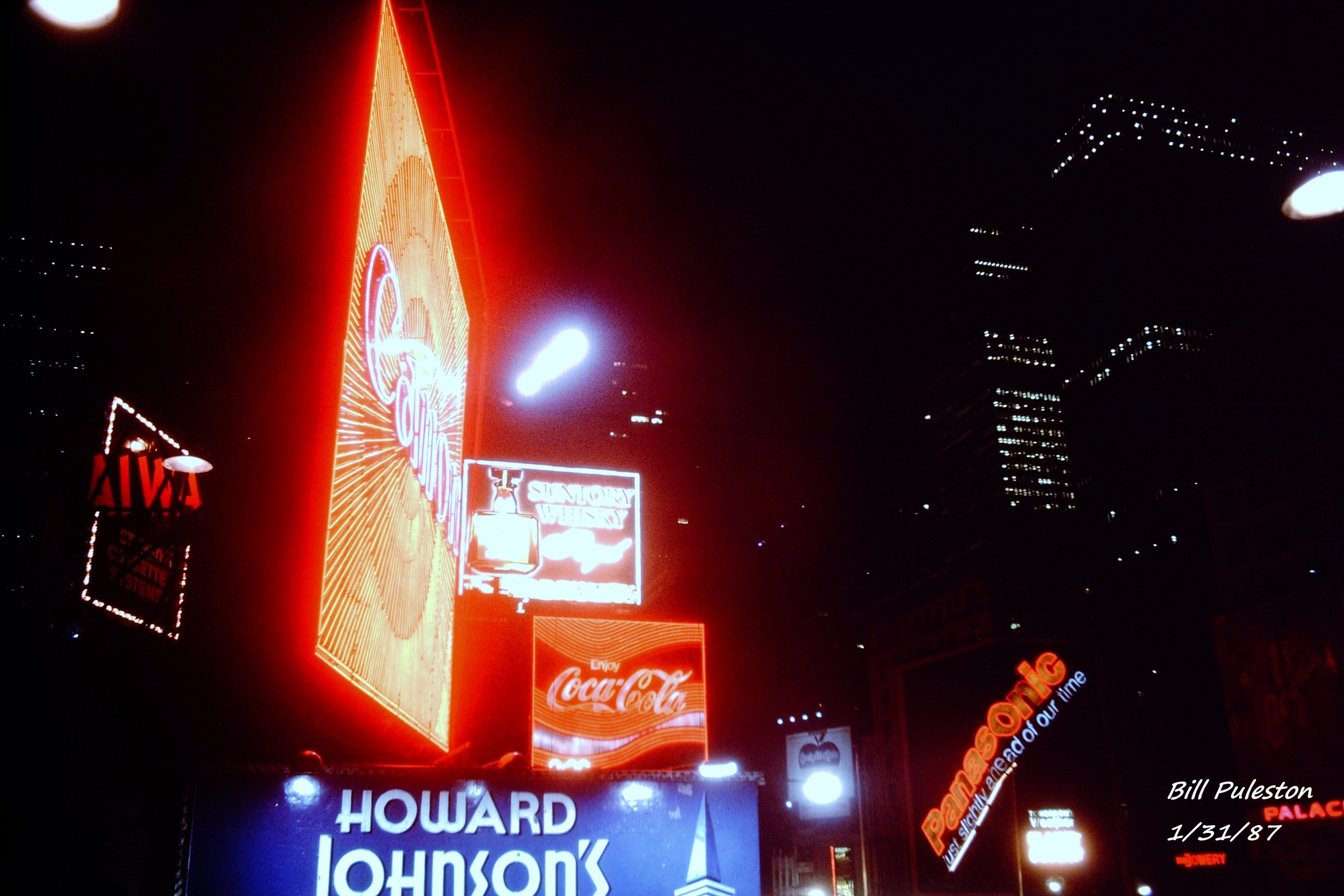 Hot Corner neon close-up, 1987, photo by Bill Puleston